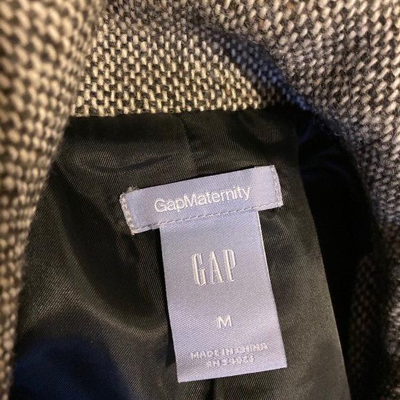 GAP Maturity Coat - Picture 2 of 3